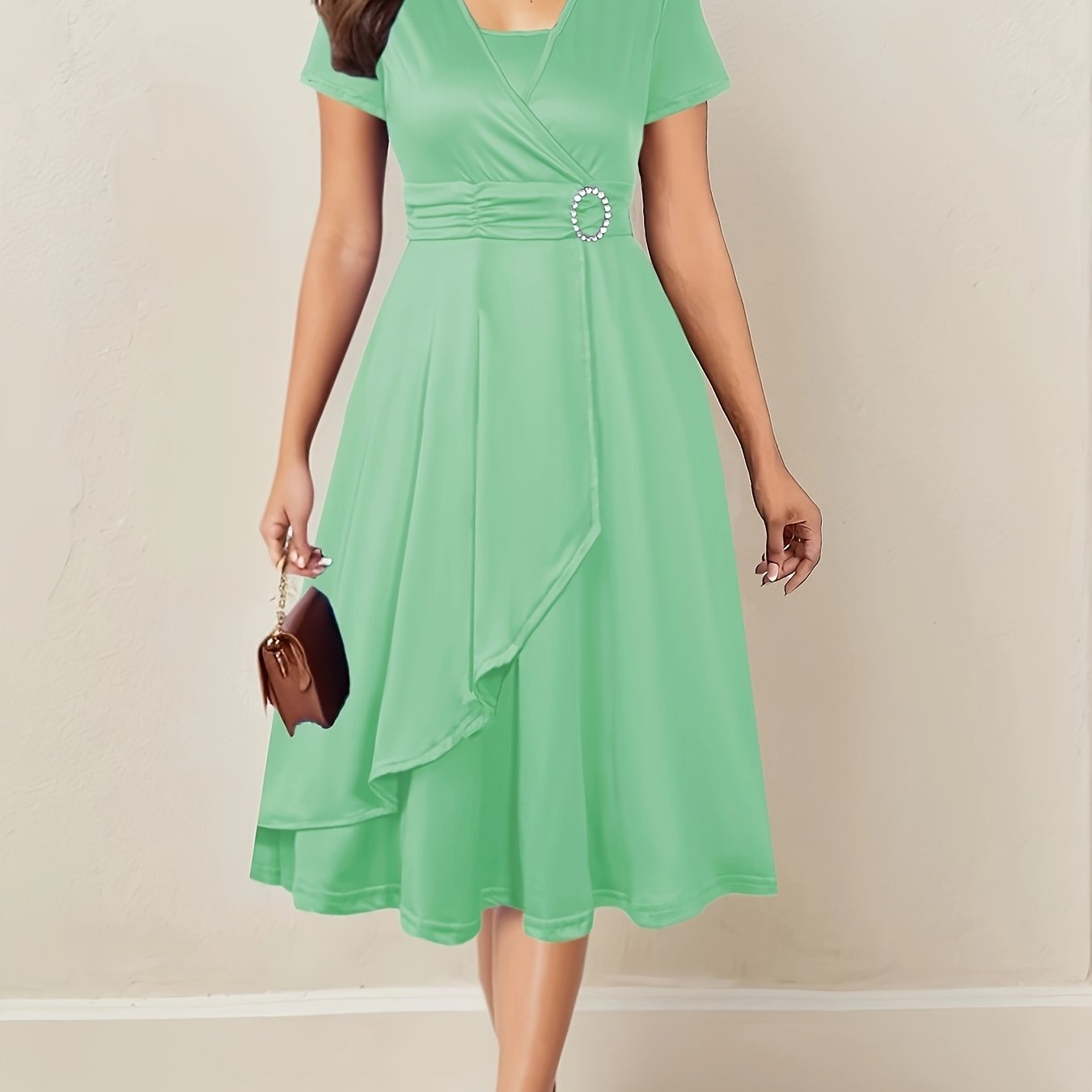 Elena | Vestido Midi Cruzado con Cinturón Elegante