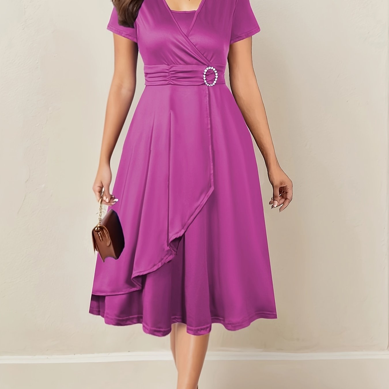 Elena | Vestido Midi Cruzado con Cinturón Elegante