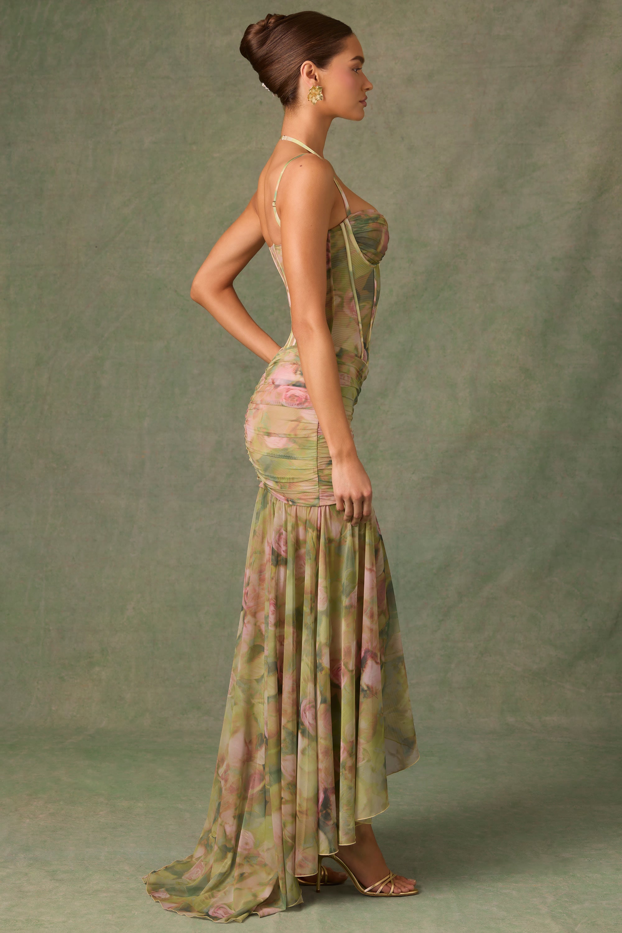 Isamara | Vestido Elegante con Flores