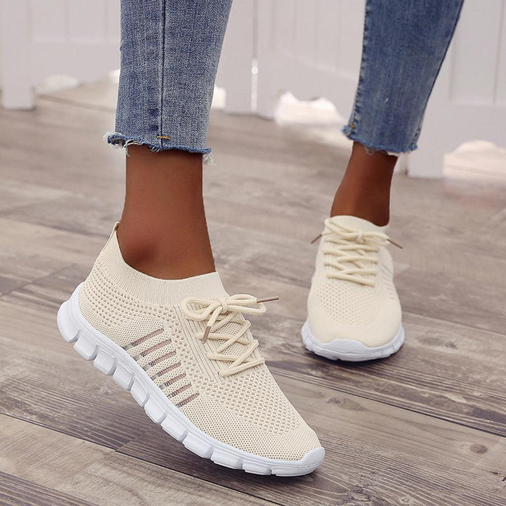 Yanet | Zapatillas livianas de uso diario