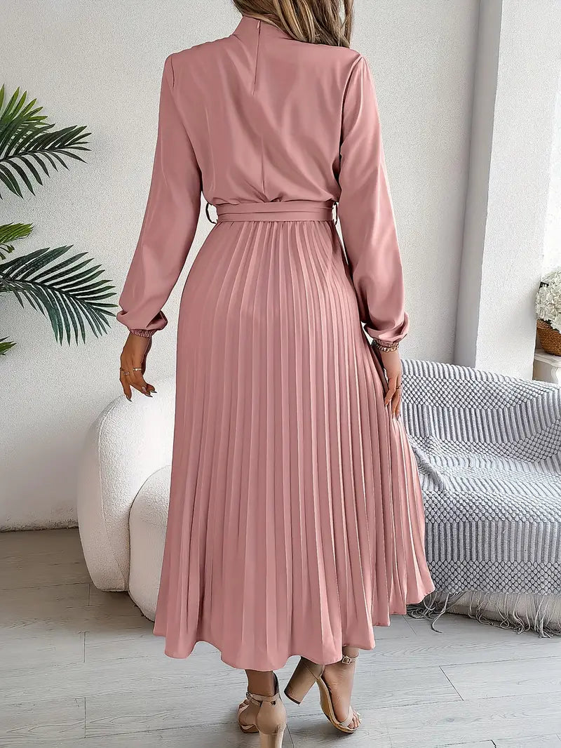 María Constanza | Vestido midi plisado con cinturón
