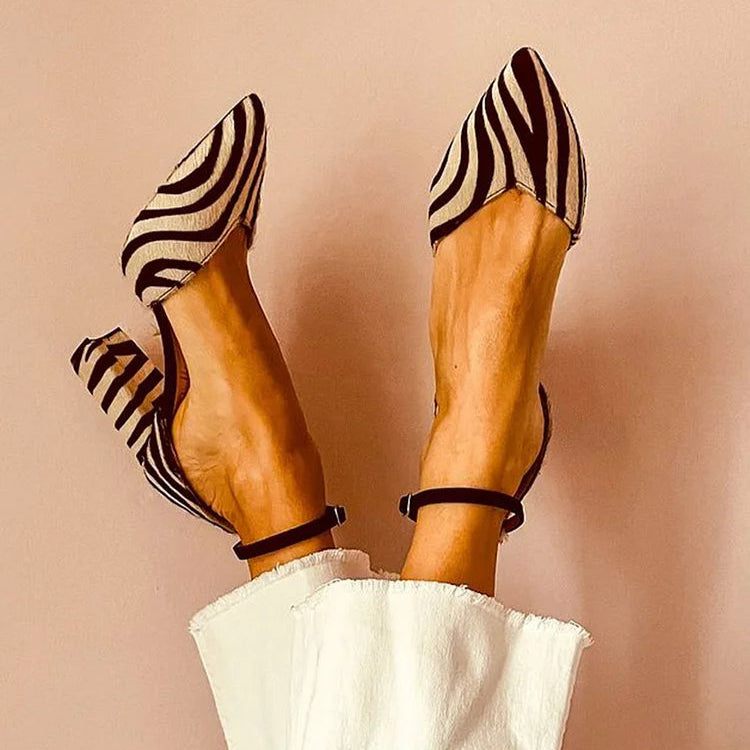 Patricia Andrea | Zapatos de taco punta en punta con correa al tobillo
