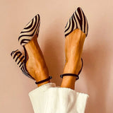 Patricia Andrea | Zapatos de taco punta en punta con correa al tobillo