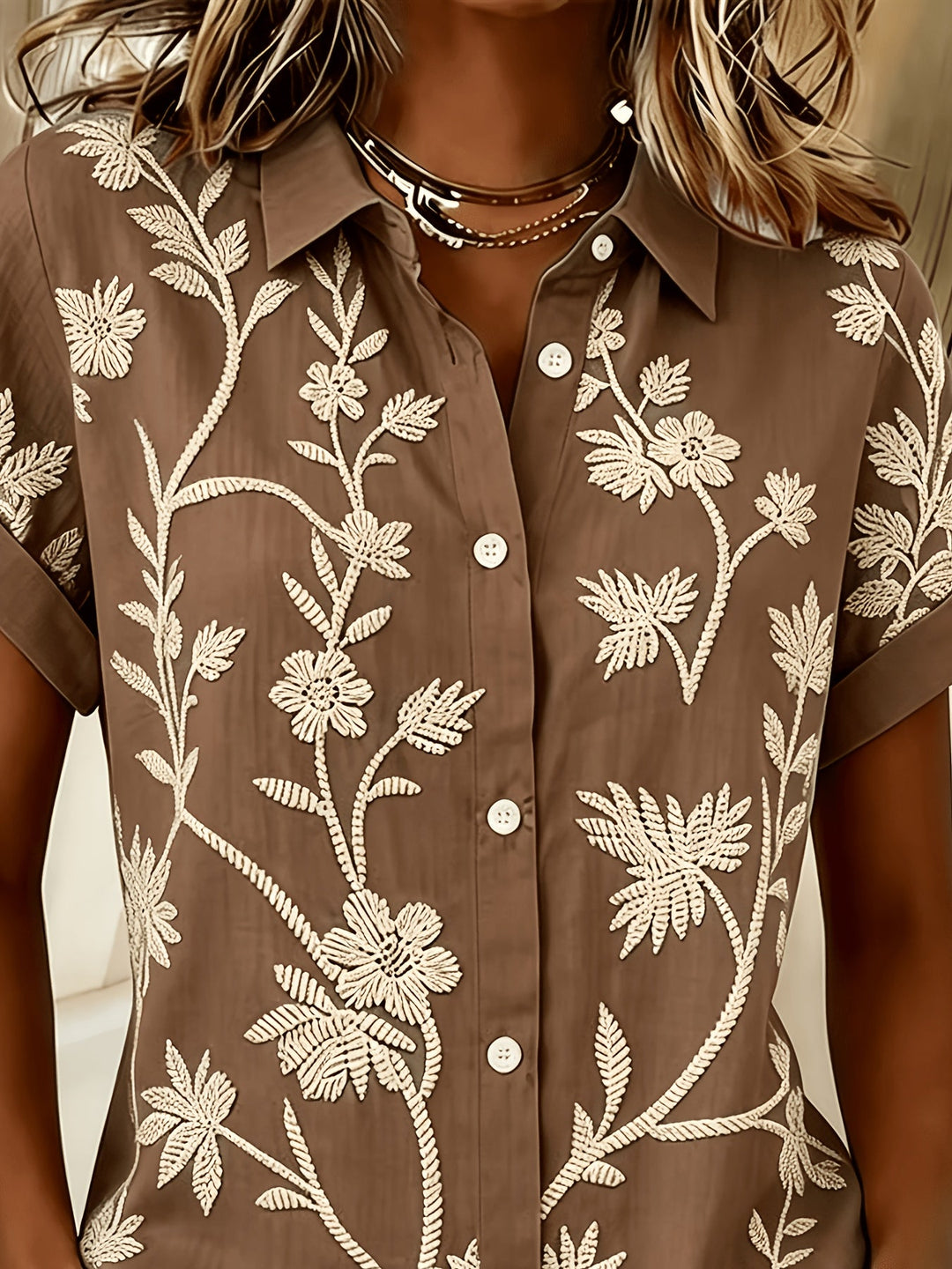Lilian | Blusa camisera con estampado botánico