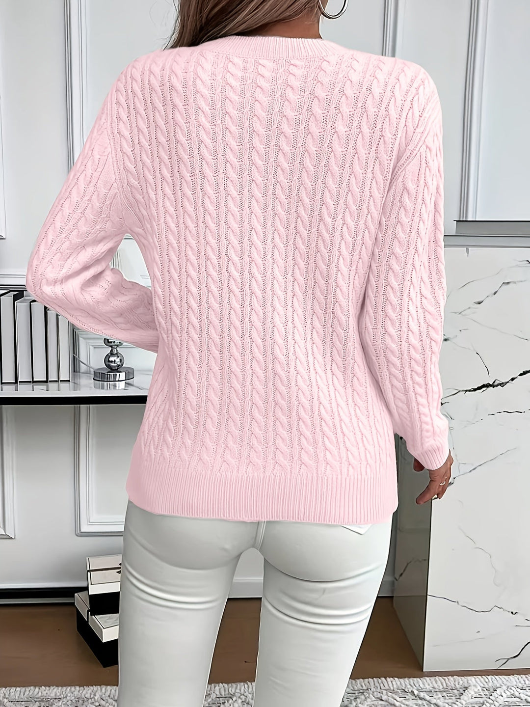 Saskia | Sweater de punto trenzado cuello redondo