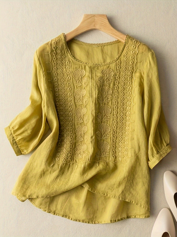 María Nieves | Blusa bordada cuello redondo