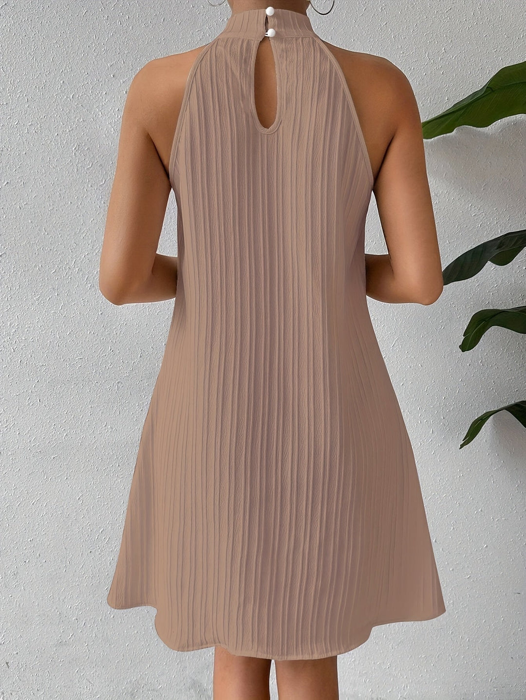 Matilde | Vestido corto texturizado cuello halter