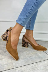 Paloma | Zapatos de taco con talón descubierto y taco animal print