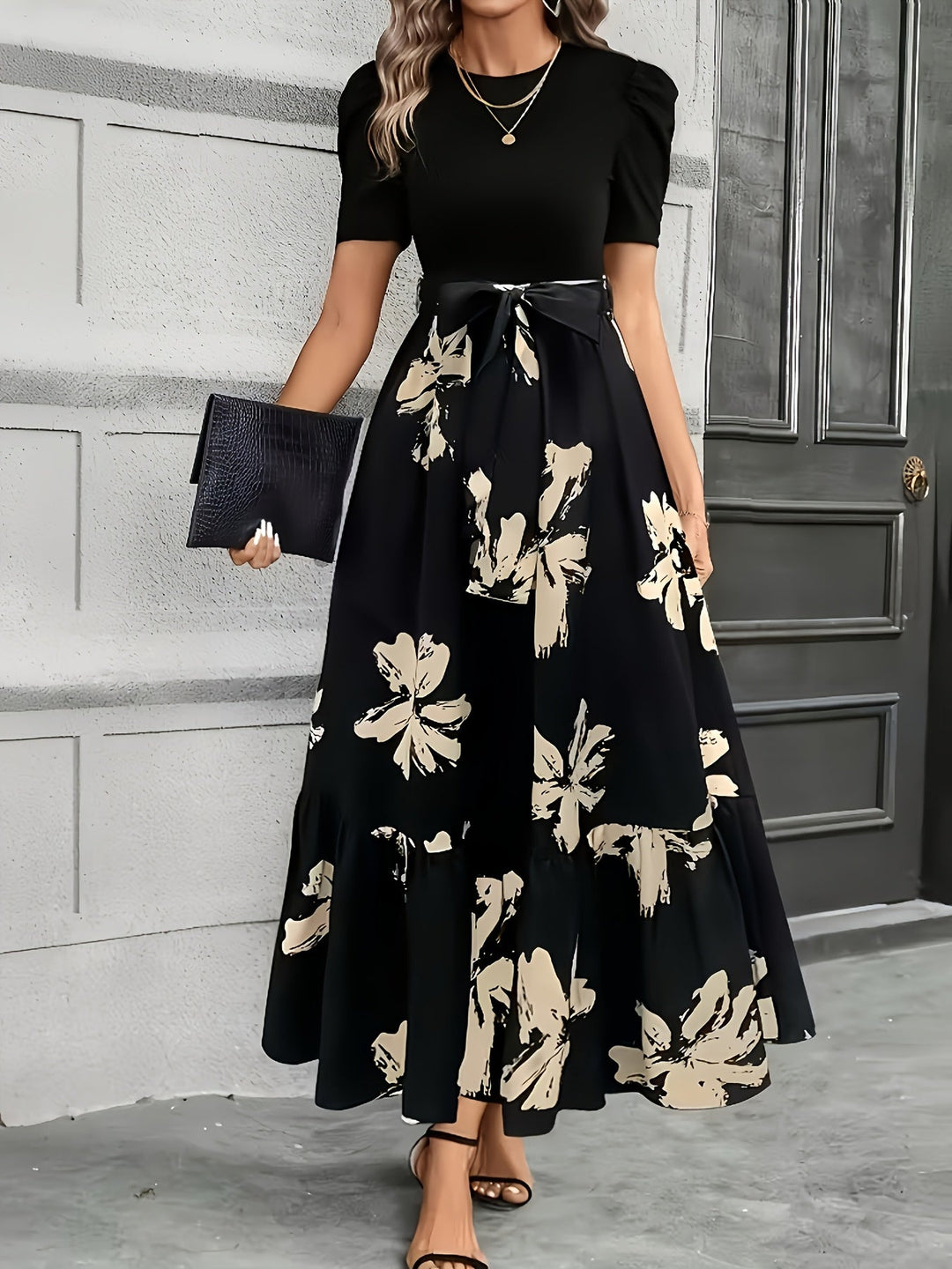 Fiorella | Vestido largo con falda floral y mangas abullonadas