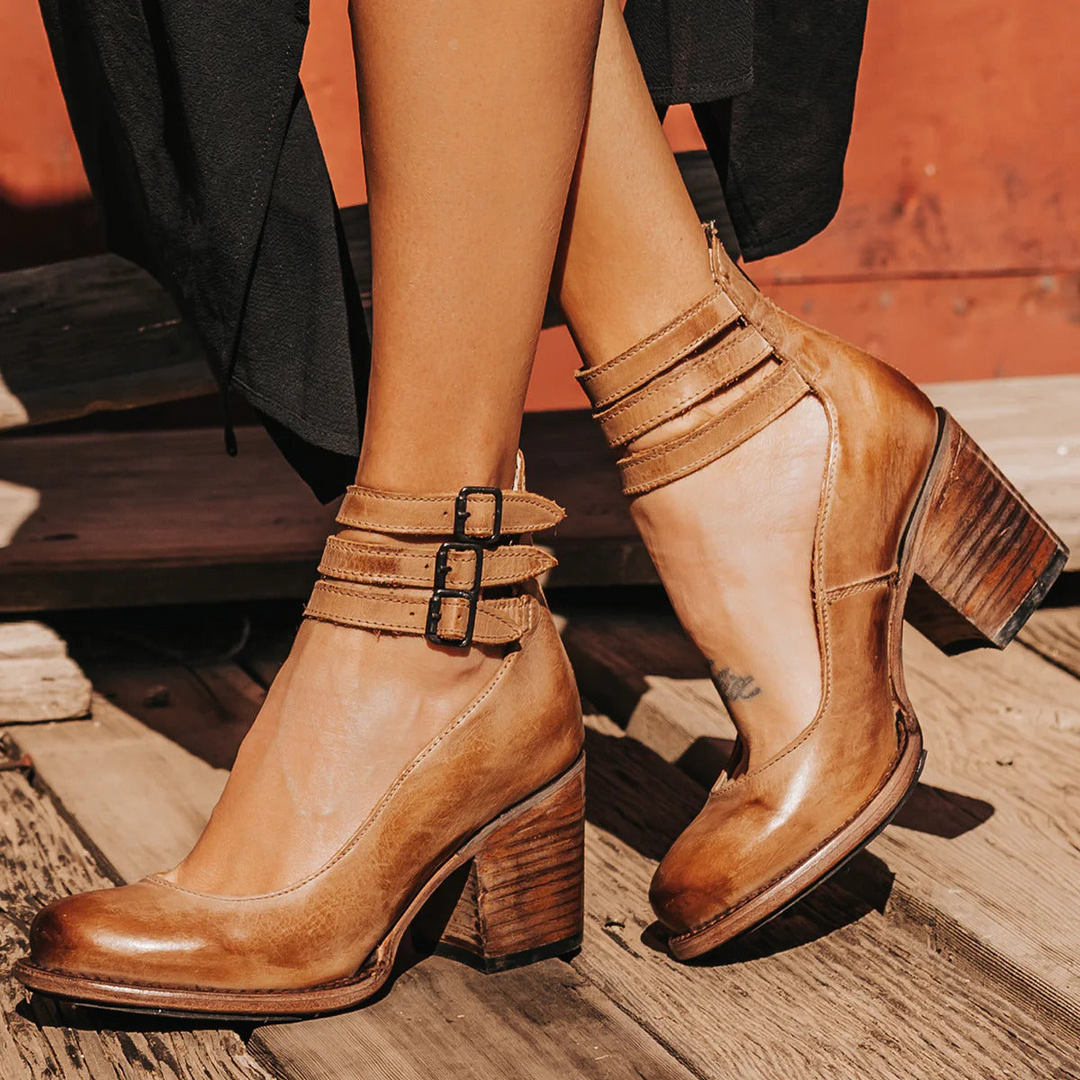 Yenifer | Zapatos de taco con correas