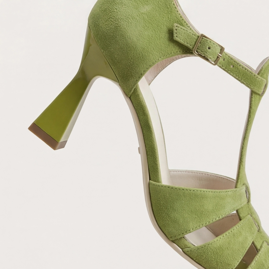 Jackeline | Zapatos de taco con tira y punta cerrada