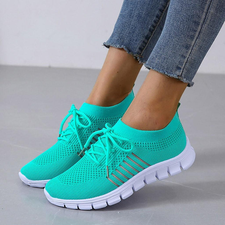 Yanet | Zapatillas livianas de uso diario