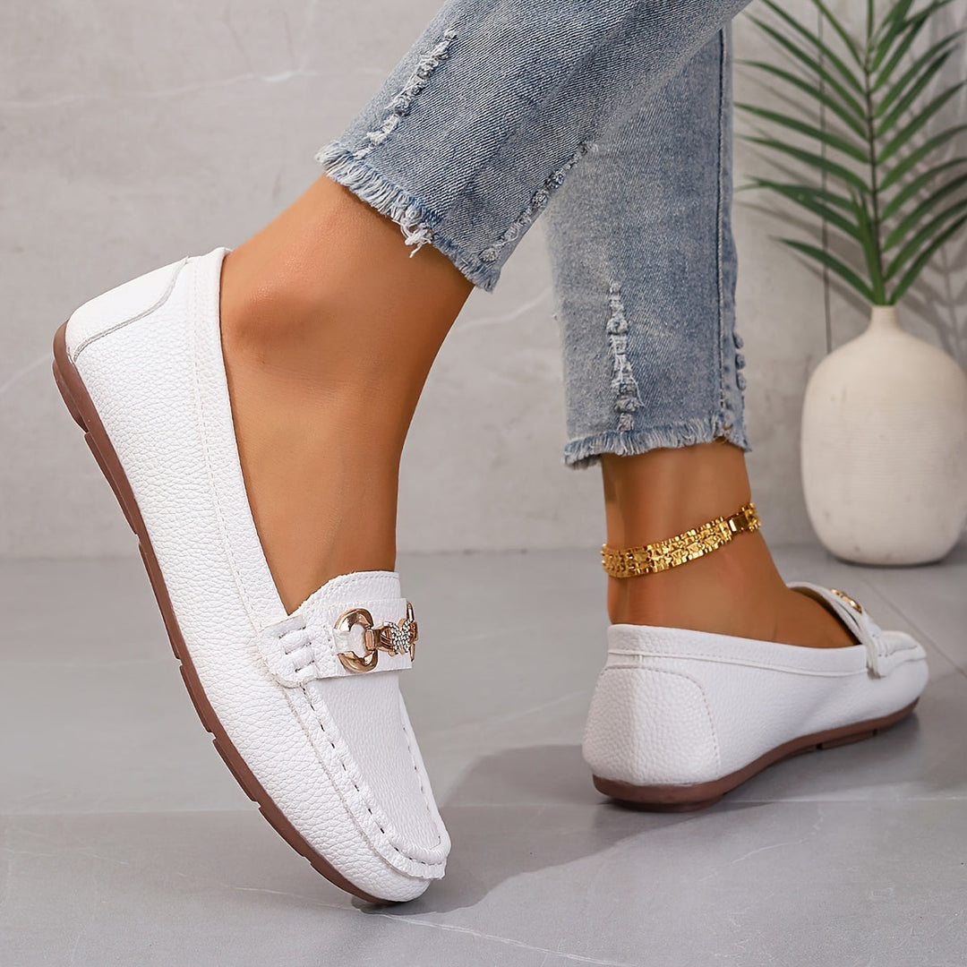 Enriqueta | Mocasines con hebilla dorada