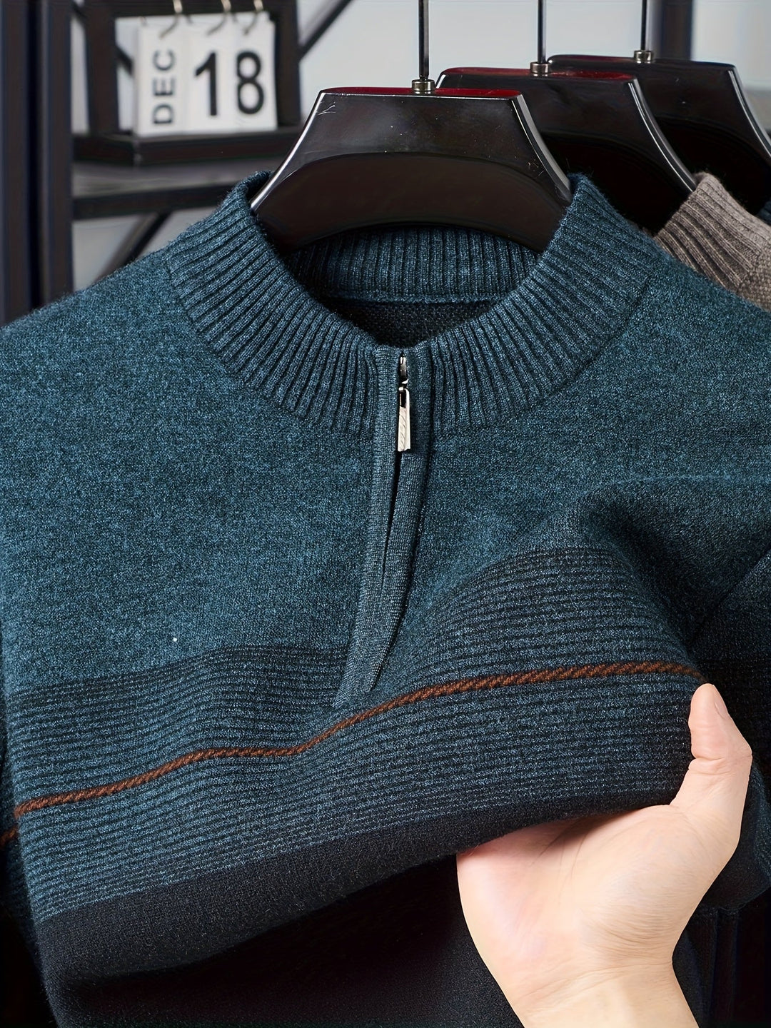 Efraín | Sweater de punto con cierre al cuello
