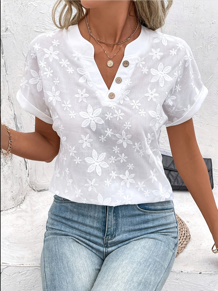 Raiquén | Blusa bordada floral con escote en V
