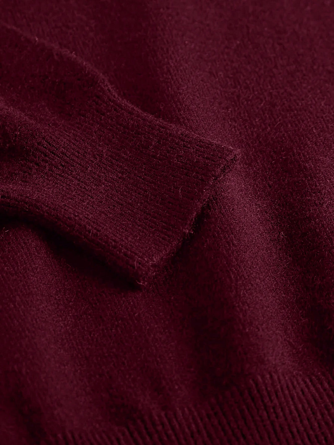 Romualdo | Sweater cuello alto entallado