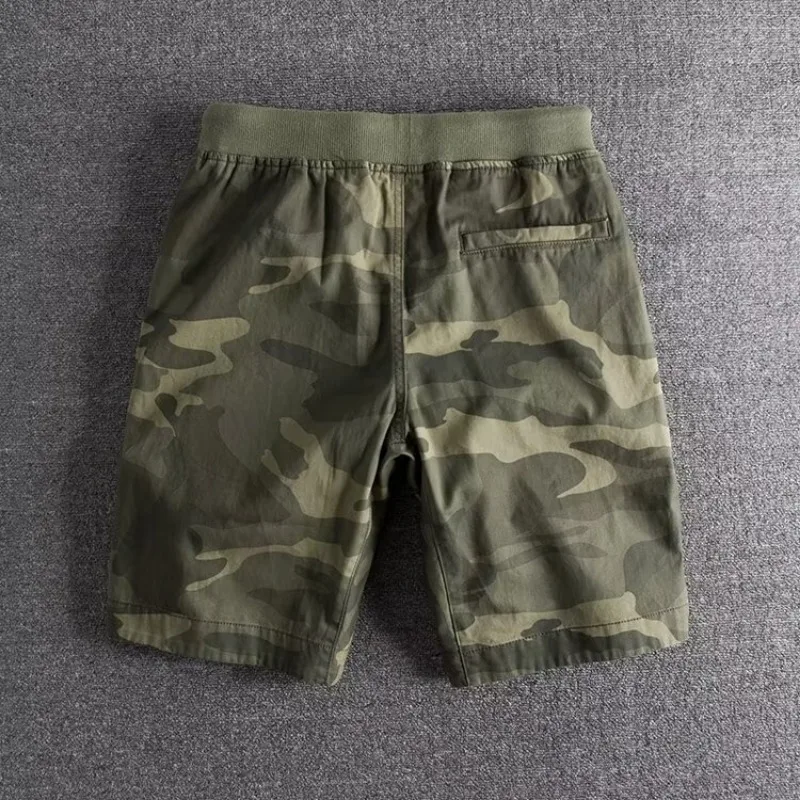Benjamín | Short camuflado holgado