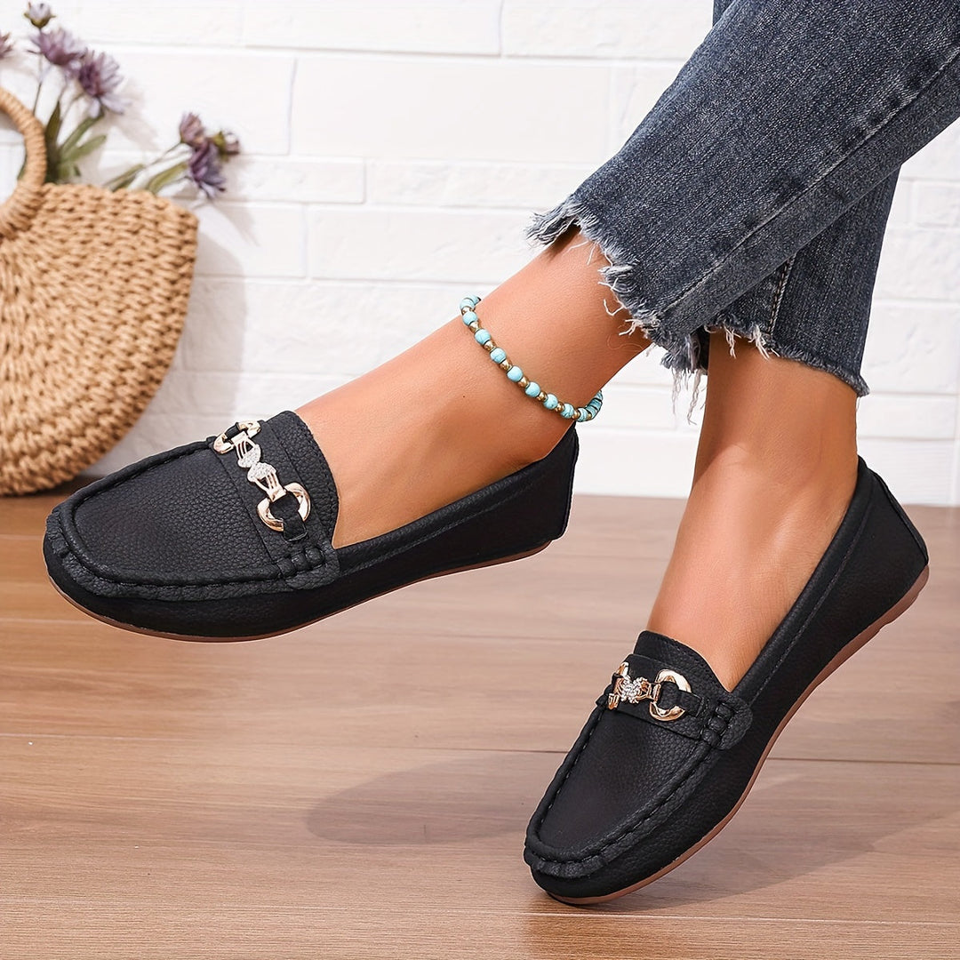 Enriqueta | Mocasines con hebilla dorada