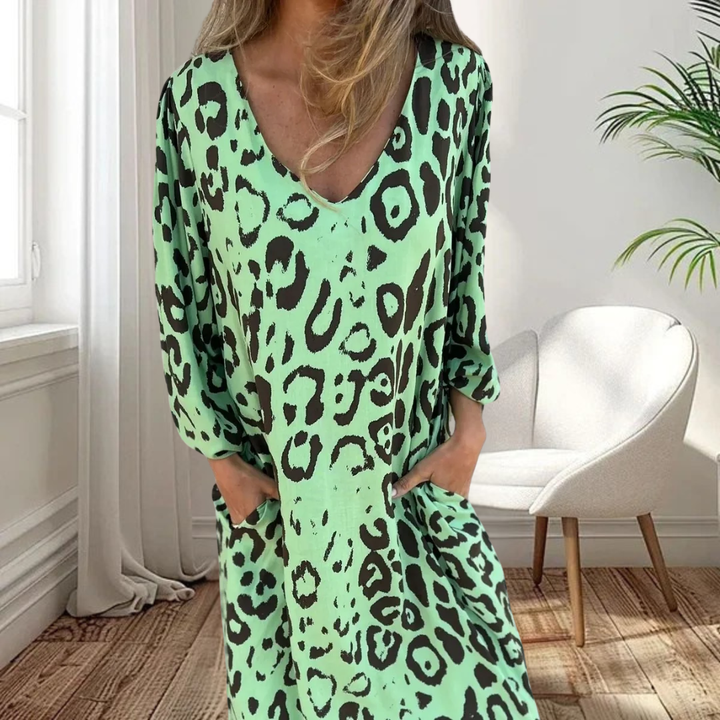 Makarena | Vestido largo escote V estampado leopardo