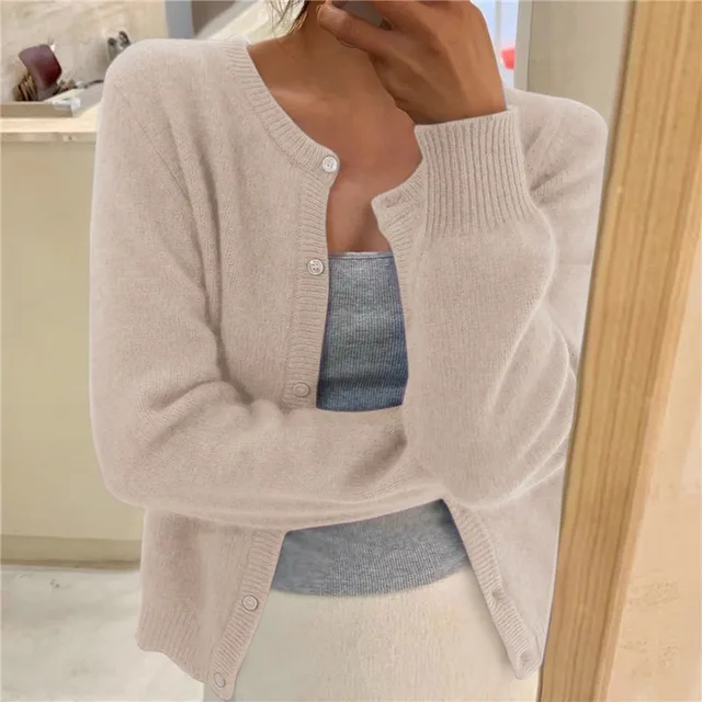 Flor | Cardigan de punto suave con botones