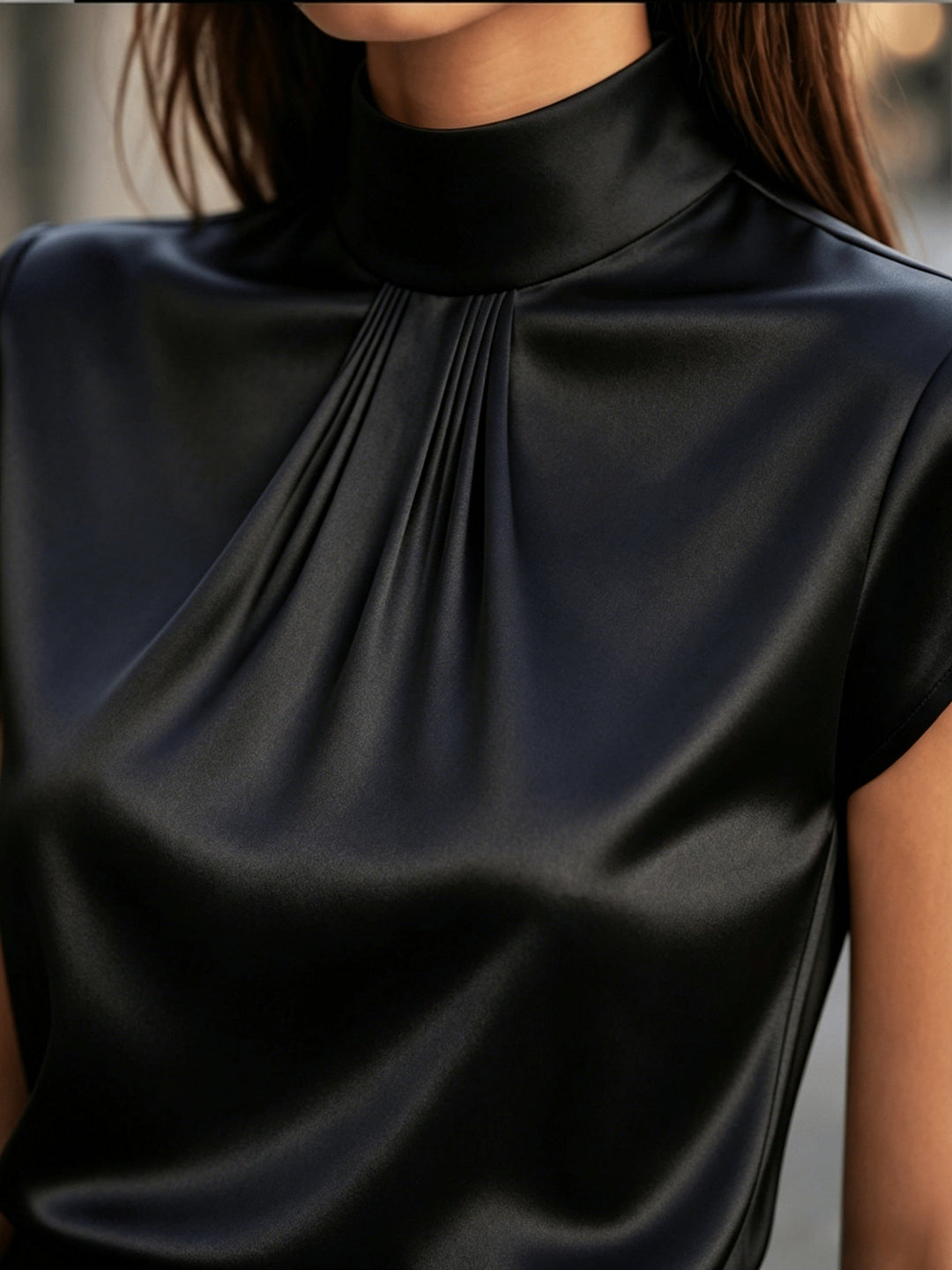 Rebeca Belén | Blusa cuello alto con pliegues