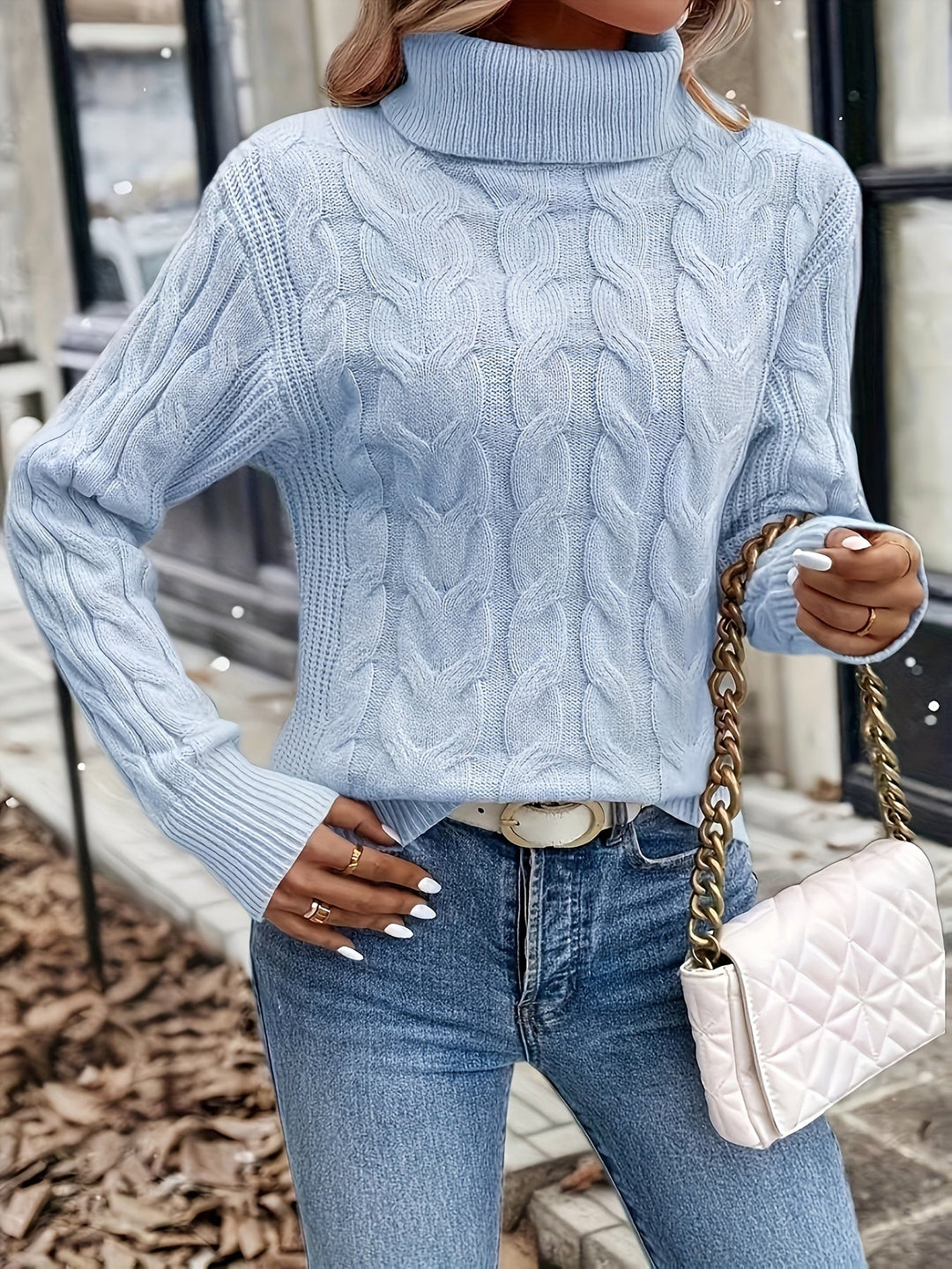 Sarai | Sweater de punto trenzado cuello alto