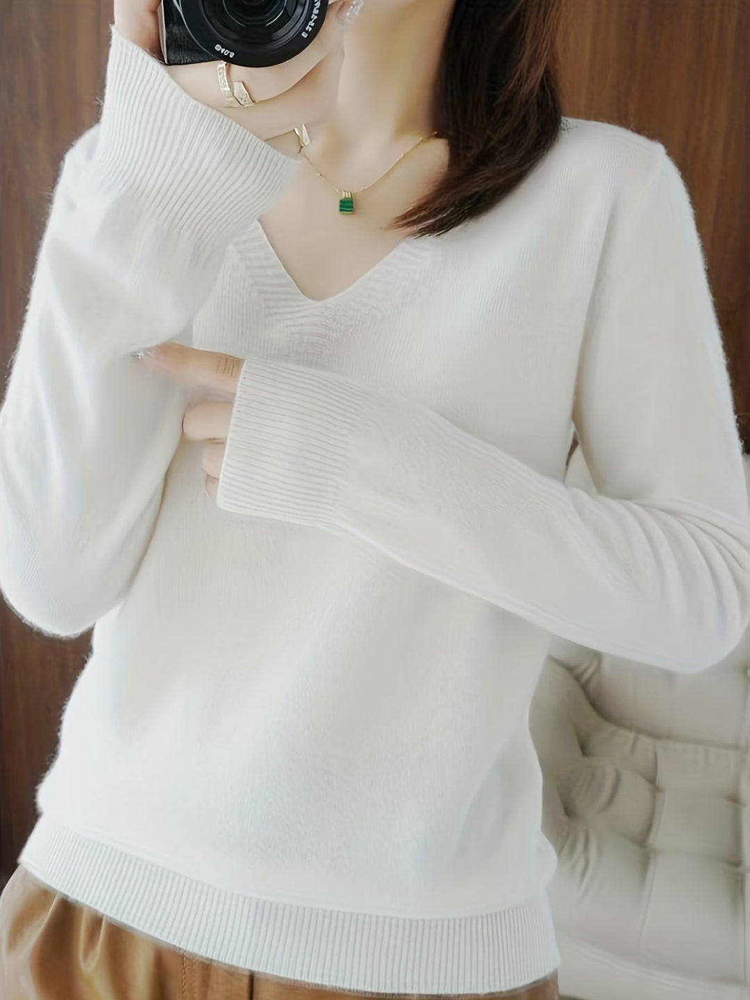 Lourdes | Sweater cuello V