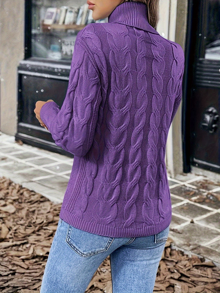 Sarai | Sweater de punto trenzado cuello alto