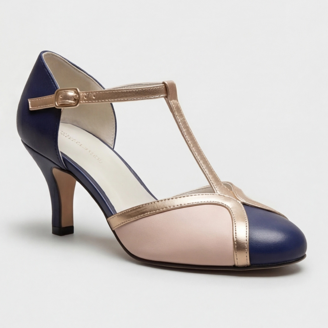 Nuria | Zapato de taco con pulsera en T y punta cerrada