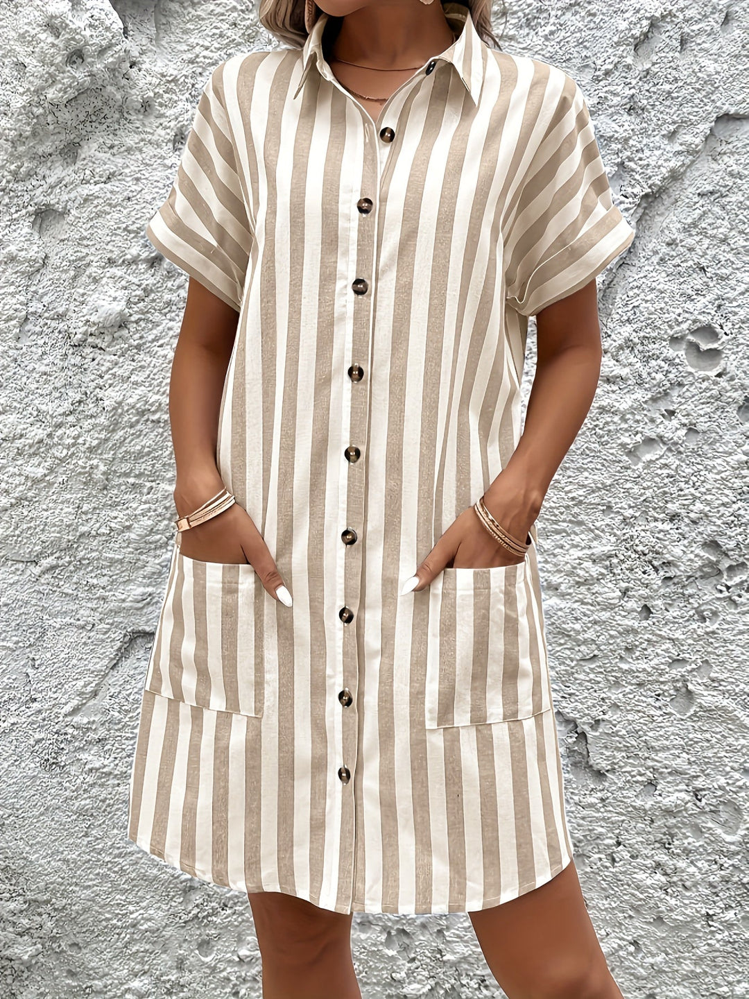 Aida | Vestido camisero a rayas con cinturón