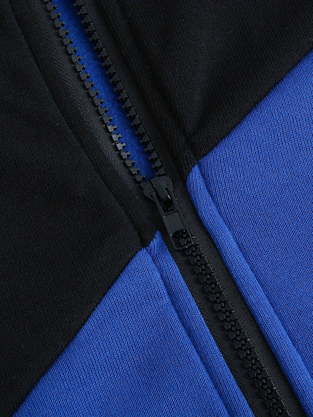 Alejandro | Chaqueta con capucha bicolor