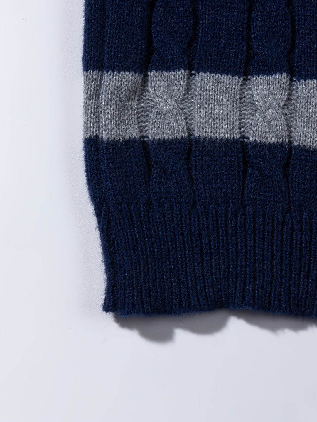 Catrilaf | Sweater de punto trenzado con bloques de color