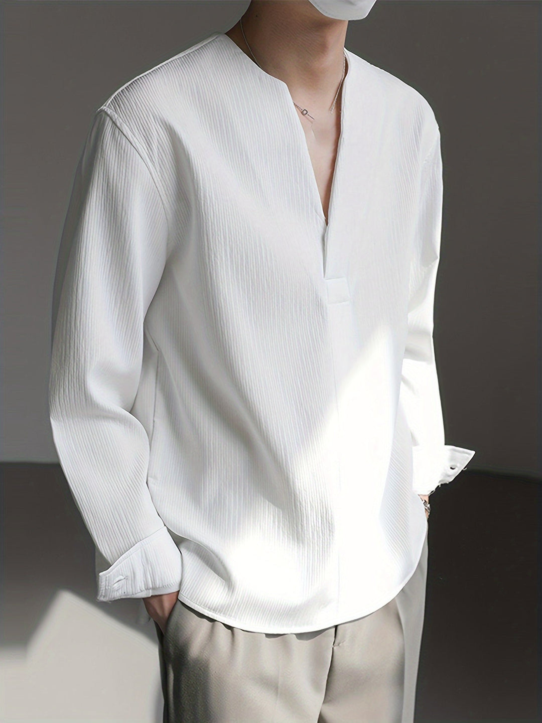 Pedro | Camisa cuello V sin cuello