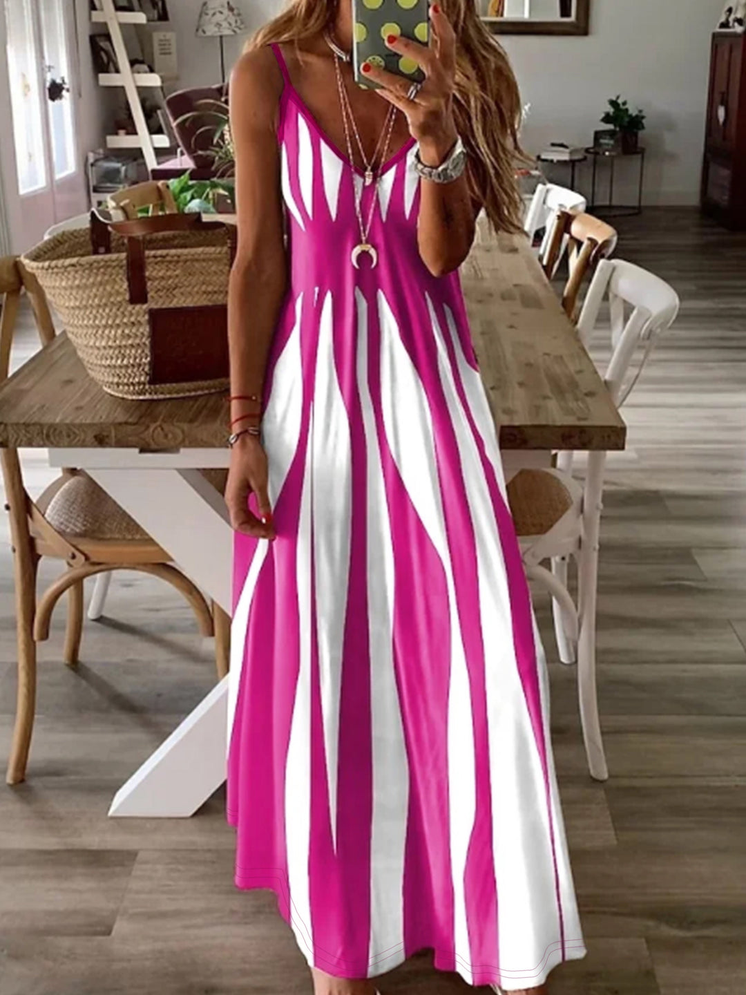 Constanza Belén | Vestido largo fluido con escote en V
