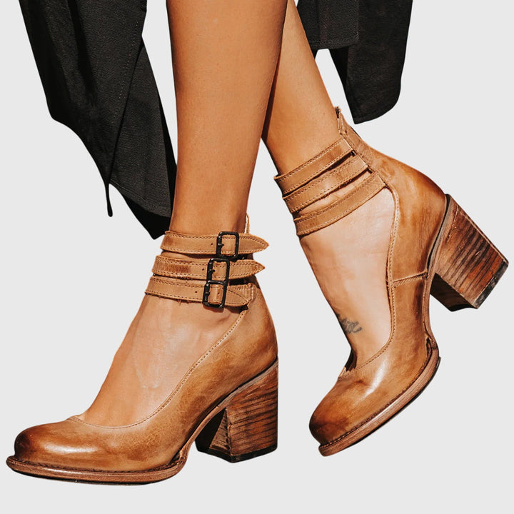 María Lorena | Zapatos de taco con tiras al tobillo