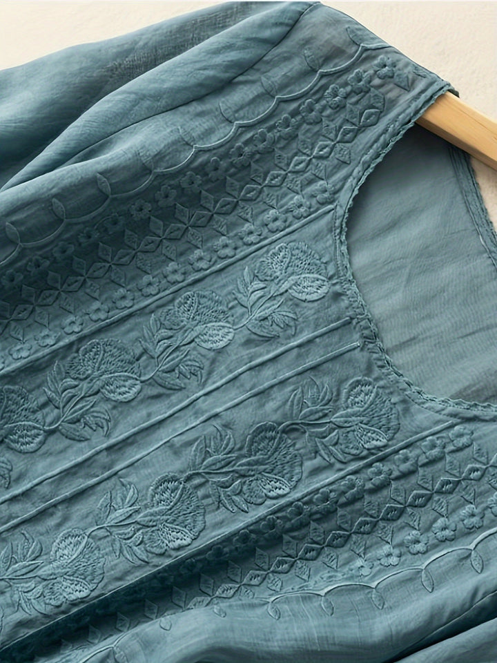 María Nieves | Blusa bordada cuello redondo