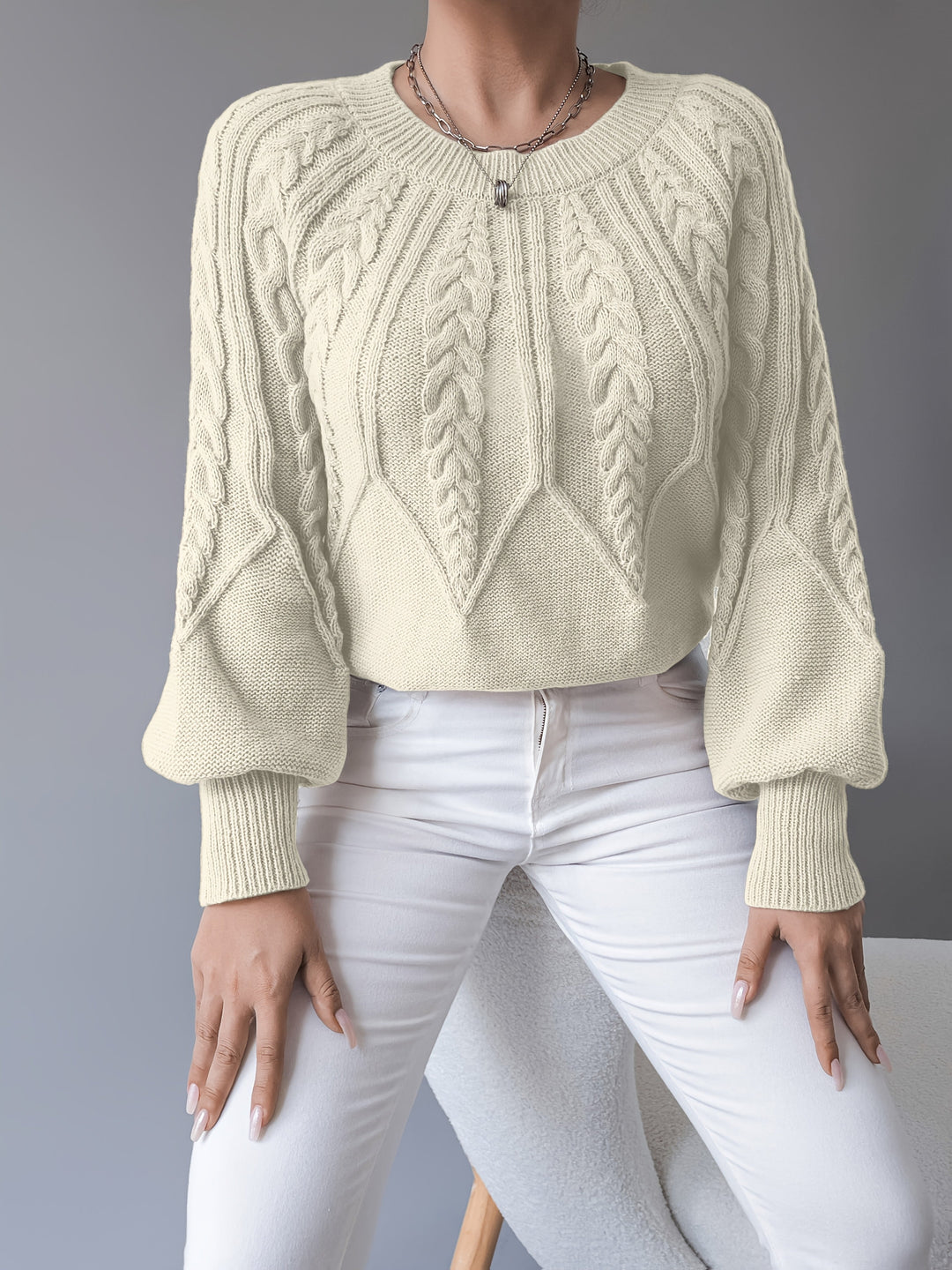 Juana María | Sweater de punto trenzado con mangas farol