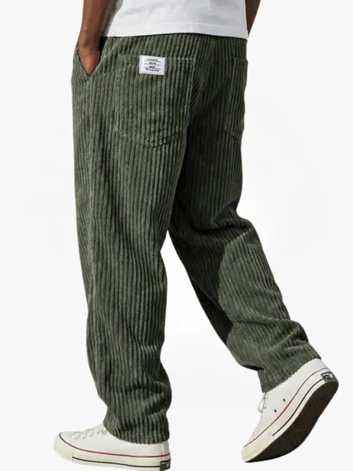 Mauricio | Pantalón de cotelé de corte relajado