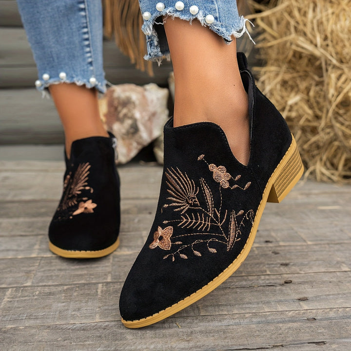 María Elisa | Botines bordados de taco bajo