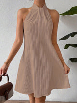 Matilde | Vestido corto texturizado cuello halter