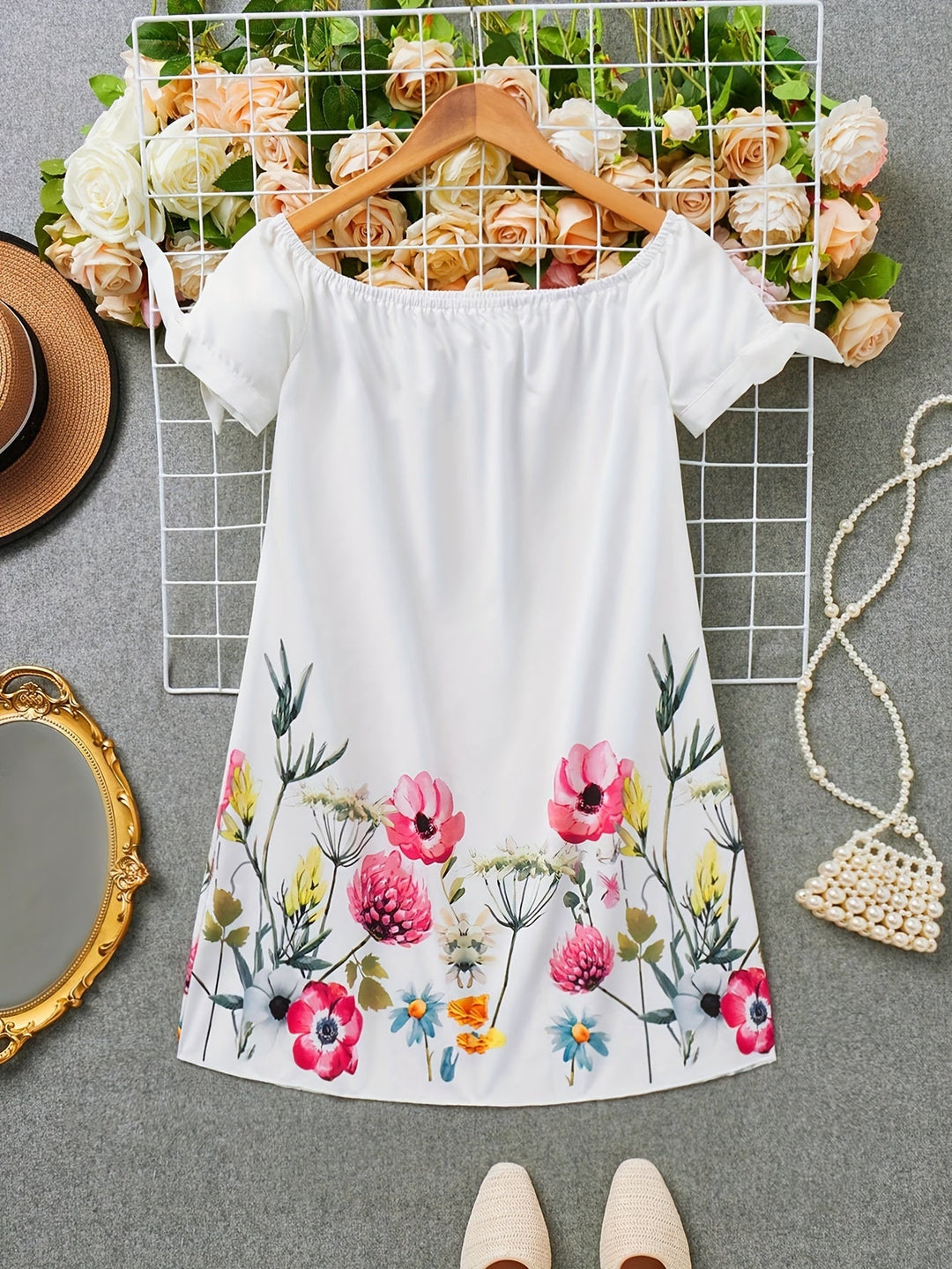 Iris | Vestido off shoulder con estampado floral