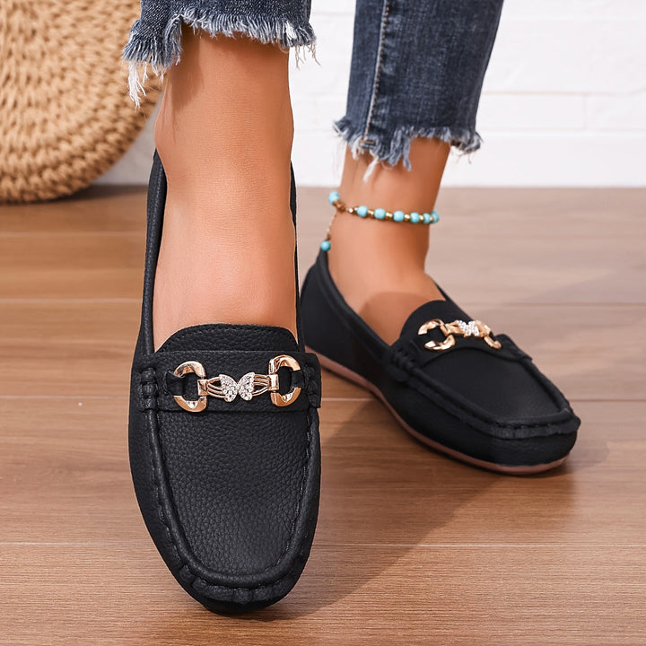 Enriqueta | Mocasines con hebilla dorada
