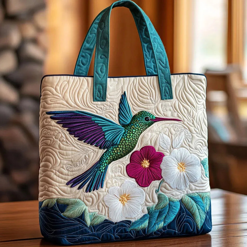 Catalina Belén | Bolso tote acolchado con arte de colibrí