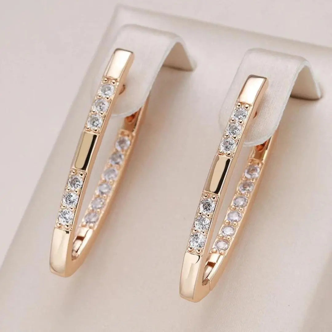 Paz | Aros elegantes con circones