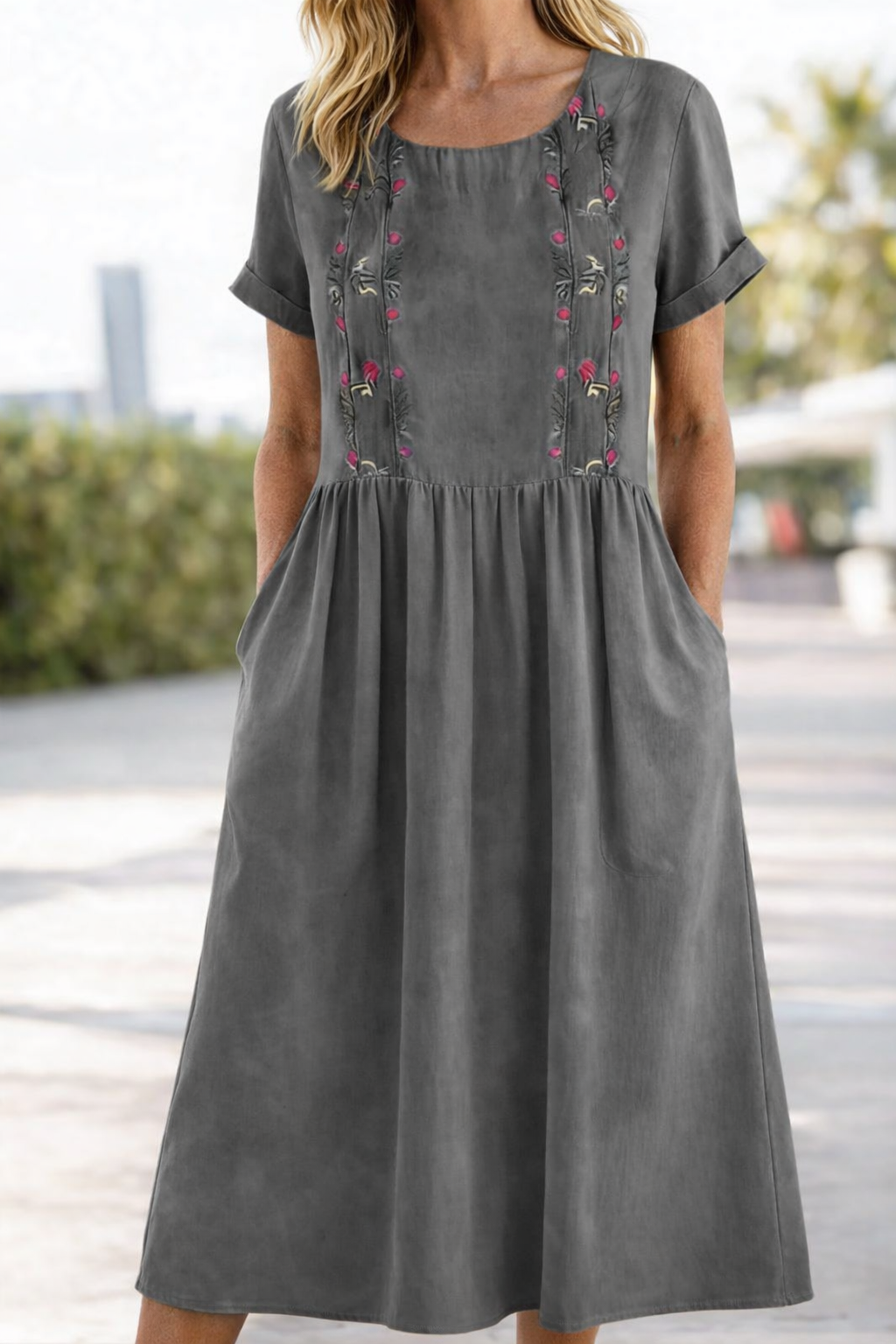 Nayadet | Vestido midi manga corta