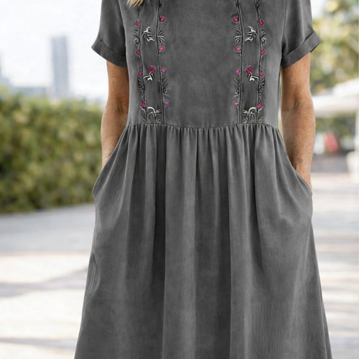 Nayadet | Vestido midi manga corta