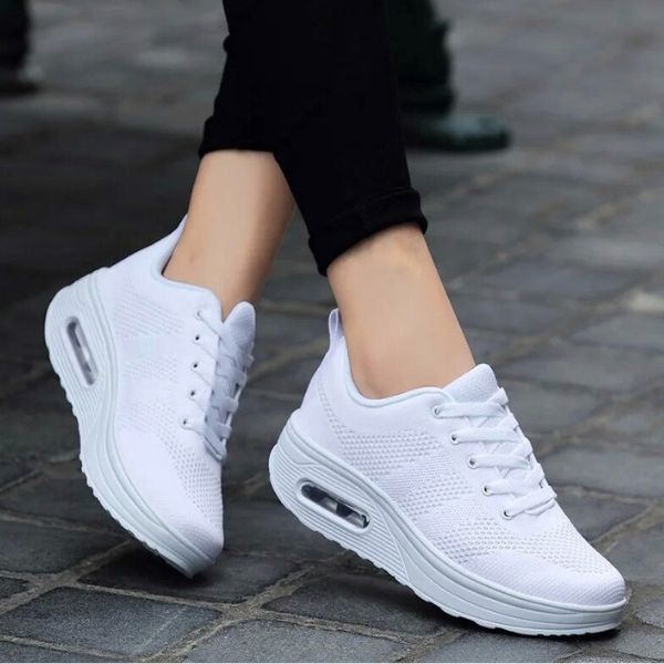 Sara | Zapatillas con cámara de aire ortopédicas