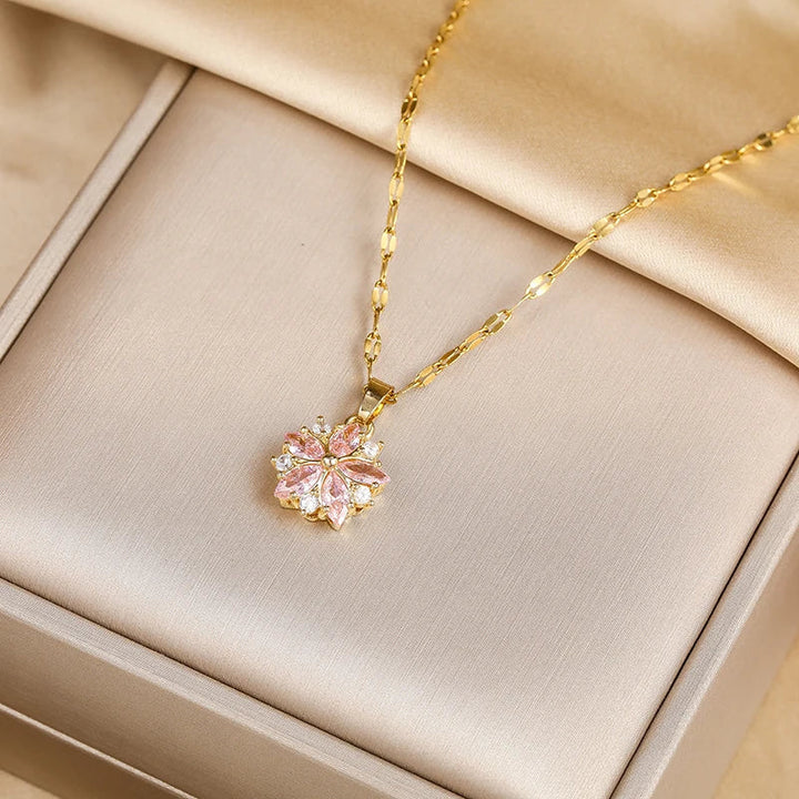 Krishna Paz | Collar elegante flor de cerezo