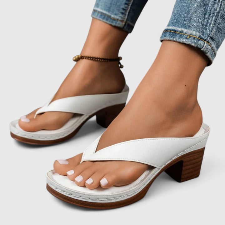 Consuelo | Sandalias de taco bajo grueso