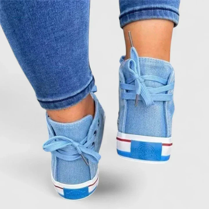 Mariela | Zapatillas urbanas con cierre lateral